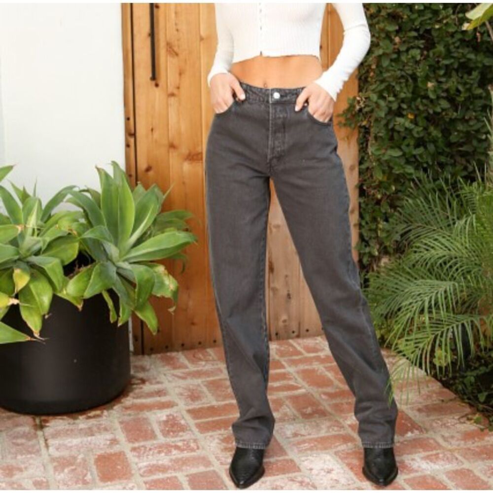 Rollas Classic Straight High rise reg fit Jeans Vintage Black size Frey hem 24 q